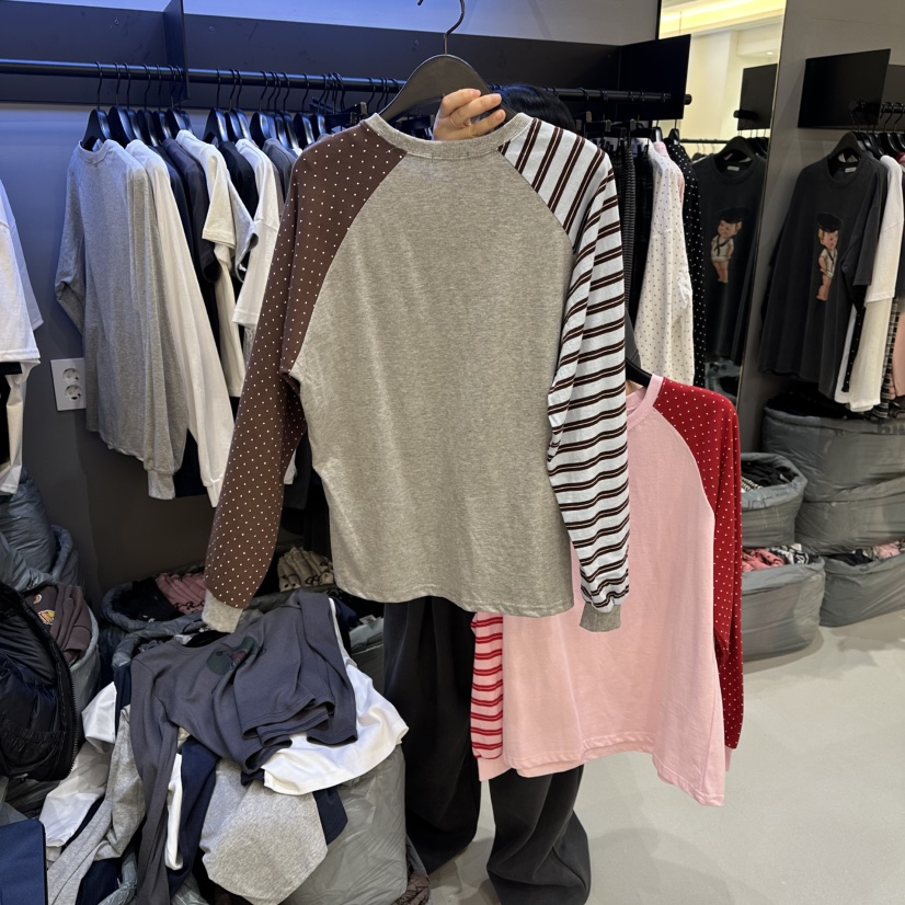 CREDITO韓國代購女士新款時尚真品熱賣職業人氣推薦長袖T恤CREDITO長袖T恤