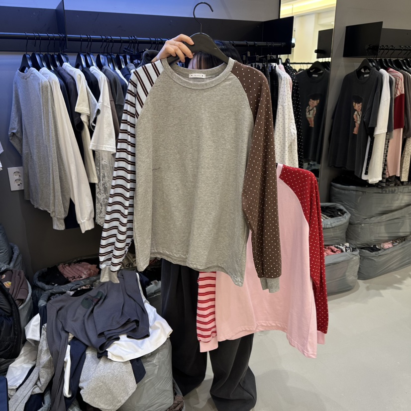 CREDITO韓國代購女士新款時尚真品熱賣職業人氣推薦長袖T恤CREDITO長袖T恤圖色2