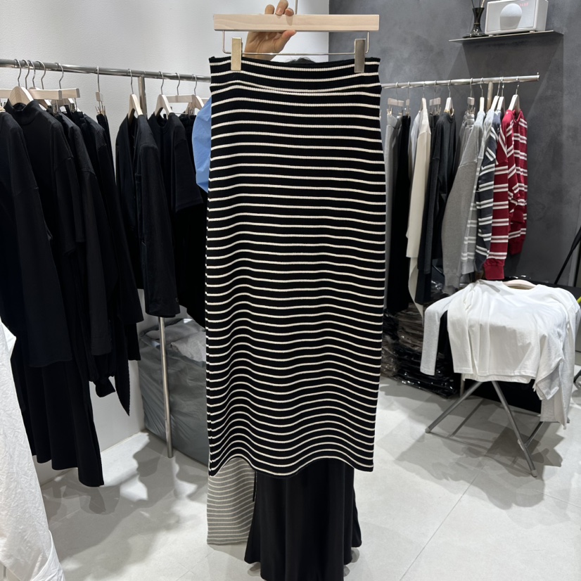 OPEN韓國直郵女裝新款人氣真品時尚推薦26春夏休閑熱賣長裙OPEN長裙圖色2