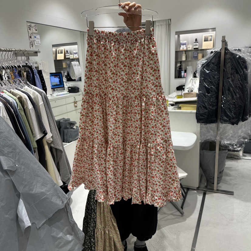 COMBO韓國代購女士新品熱賣時尚真品職業休閑26春夏推薦長裙COM_BO長裙圖色1