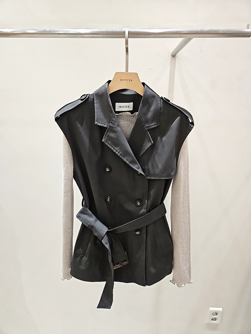 MONTER東大門直郵女裝新品時尚真品熱賣馬甲不含內搭含腰帶MONTER馬甲圖色2