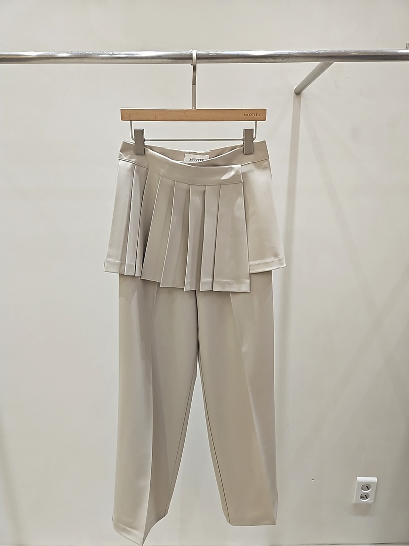 MONTER東大門實拍女士新款時尚真品熱賣26春夏人氣套裝褶裥MONTER套裝圖色1