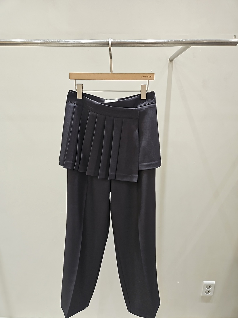 MONTER東大門實拍女士新款時尚真品熱賣26春夏人氣套裝褶裥MONTER套裝圖色2