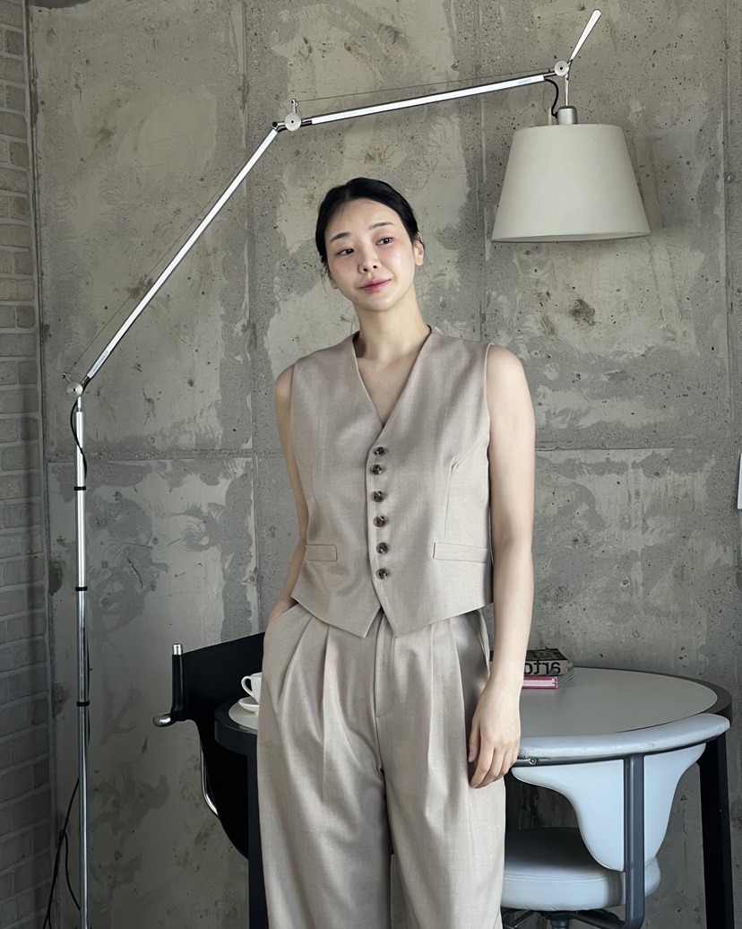 VERNI韓國直郵女士新品休閑人氣真品熱賣職業26春夏推薦馬甲VERNI馬甲