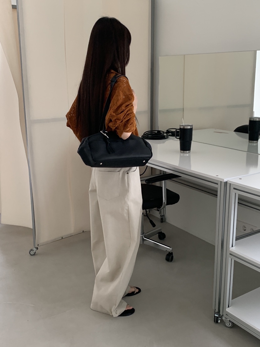 LOGARDEN東大門代購女士新款熱賣人氣時尚26春夏襯衫蕾絲衫LO GARDEN襯衫/蕾絲衫