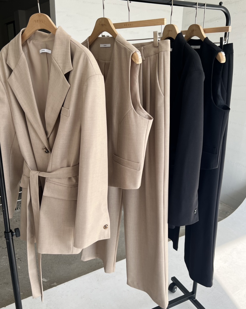 VERNI東大門直郵女士新款休閑時尚推薦真品熱賣夾克含腰帶VERNI夾克