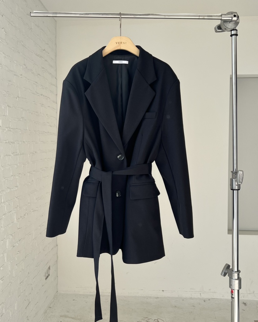 VERNI東大門直郵女士新款休閑時尚推薦真品熱賣夾克含腰帶VERNI夾克圖色2