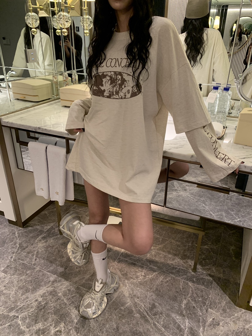 BADCALM東大門直郵女士新品真品時尚推薦人氣熱賣長袖T恤BADCALM長袖T恤