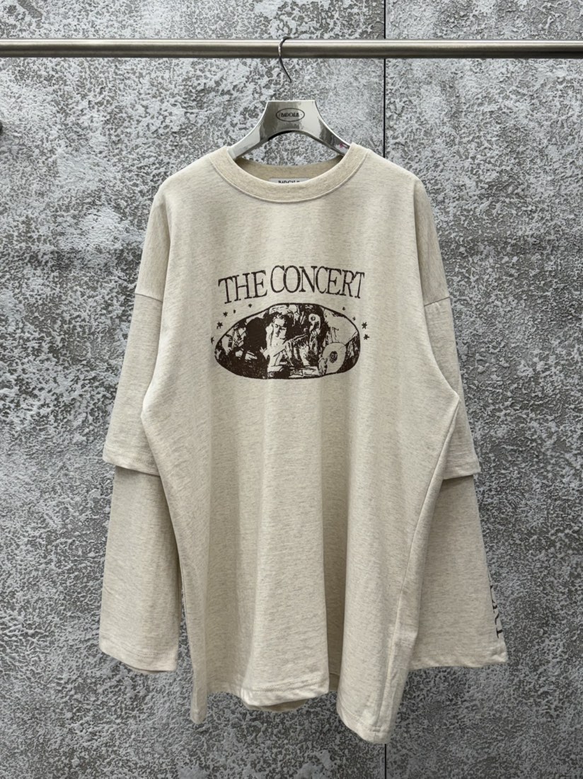 BADCALM東大門直郵女士新品真品時尚推薦人氣熱賣長袖T恤BADCALM長袖T恤圖色2