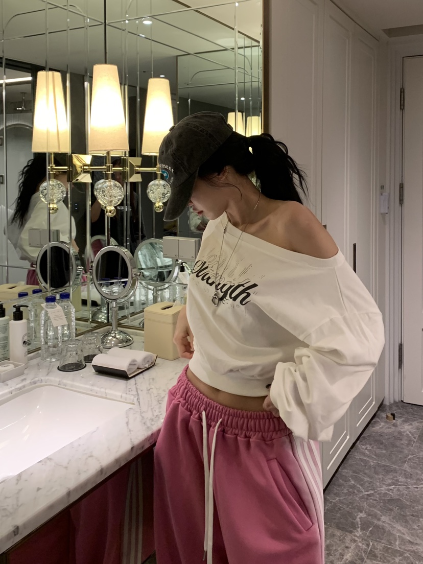 BADCALM韓國代購女士新款休閑26春夏熱賣時尚真品人氣衛衣BADCALM衛衣