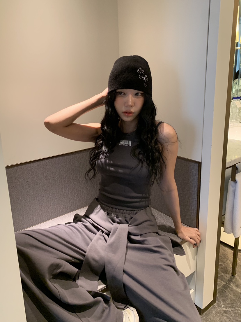 BADCALM韓國直郵女士新款人氣時尚職業推薦真品休閑吊帶背心BADCALM吊帶/背心