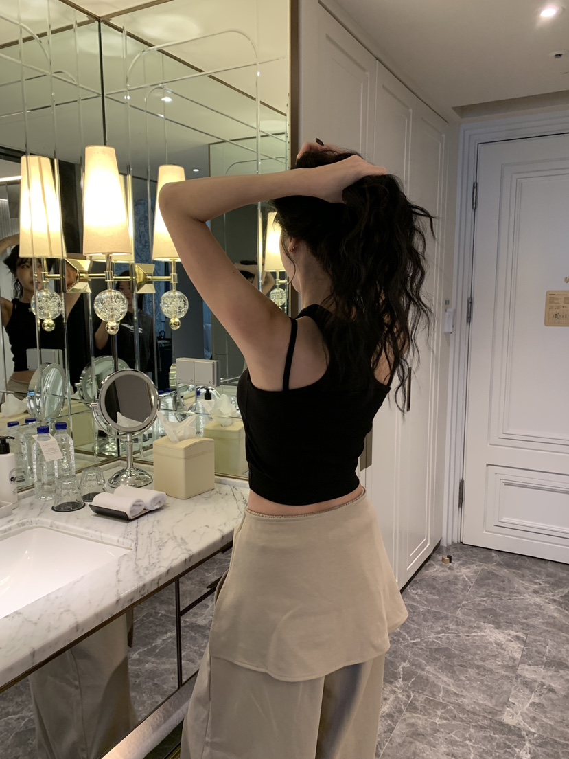 BADCALM韓國直郵女士新款人氣時尚職業推薦真品休閑吊帶背心BADCALM吊帶/背心