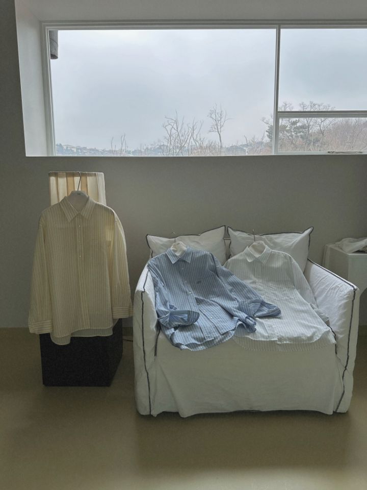 MARE韓國直郵女裝新款時尚推薦熱賣真品襯衫蕾絲衫刺繡條紋MARE襯衫/蕾絲衫