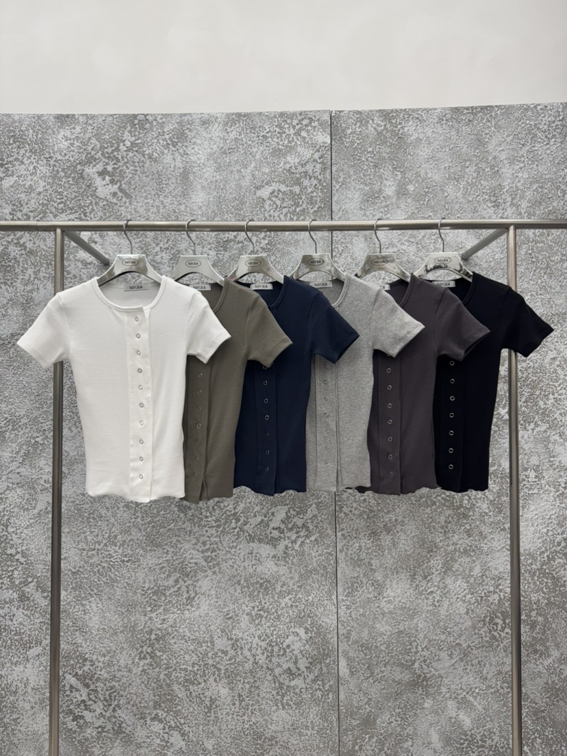 BADCALM韓國直郵女裝新款人氣真品推薦時尚熱賣休閑職業T恤BADCALMT恤