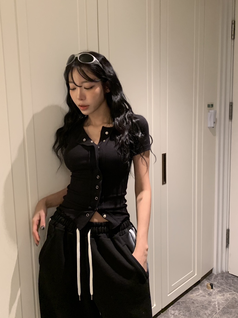 BADCALM韓國直郵女裝新款人氣真品推薦時尚熱賣休閑職業T恤BADCALMT恤