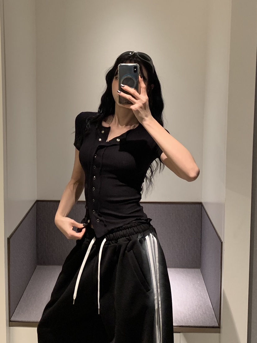 BADCALM韓國直郵女裝新款人氣真品推薦時尚熱賣休閑職業T恤BADCALMT恤