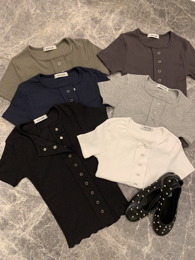 BADCALM韓國直郵女裝新款人氣真品推薦時尚熱賣休閑職業T恤BADCALMT恤