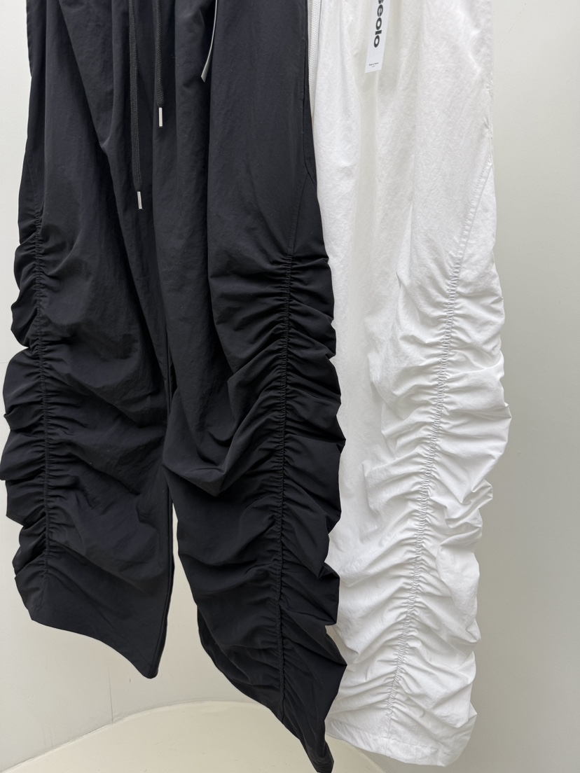 SEOLO韓國代購女裝新品26春夏熱賣真品人氣休閑褲尼龍褶皺Seolo seoul休閑褲