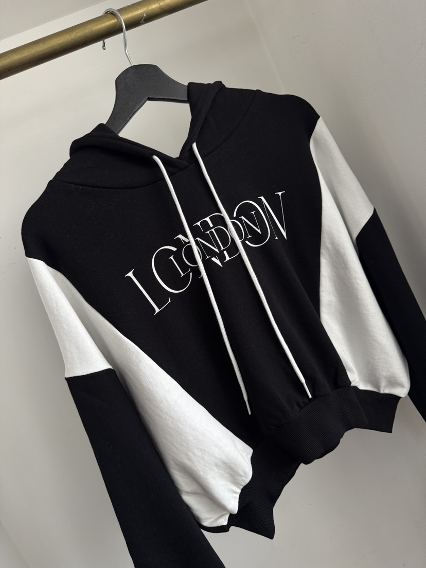 바츠東大門直郵女士新款職業時尚真品熱賣26春夏推薦衛衣Vatz衛衣