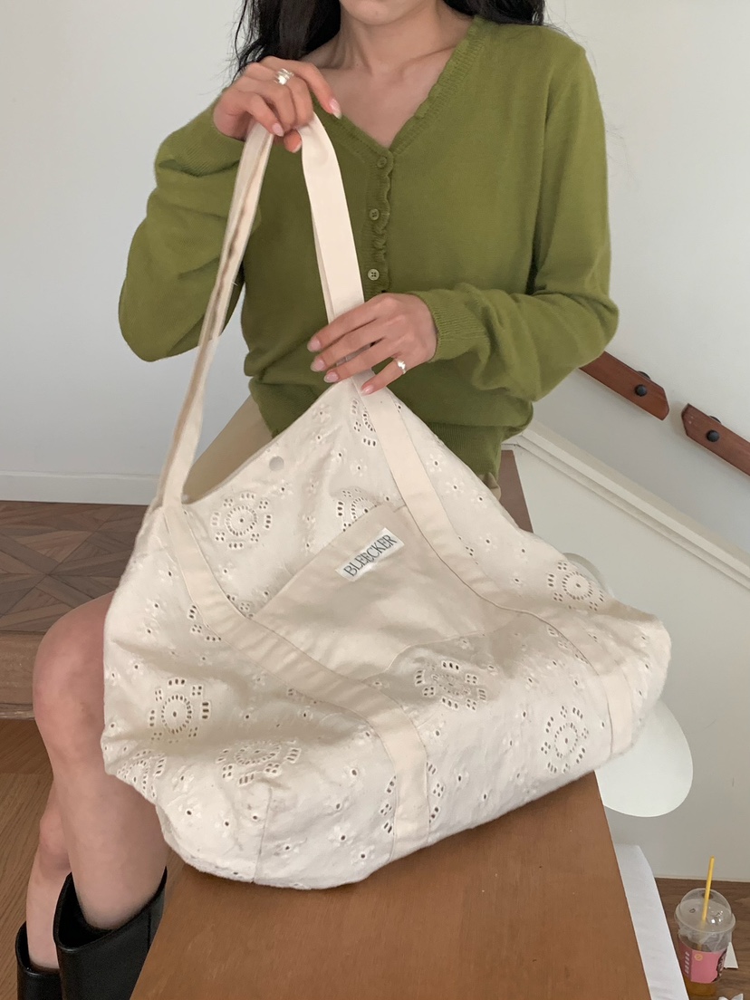 BLEECKER韓國直郵女裝新品時尚推薦人氣熱賣26春夏單肩斜跨包BLEECKER單肩/斜跨包