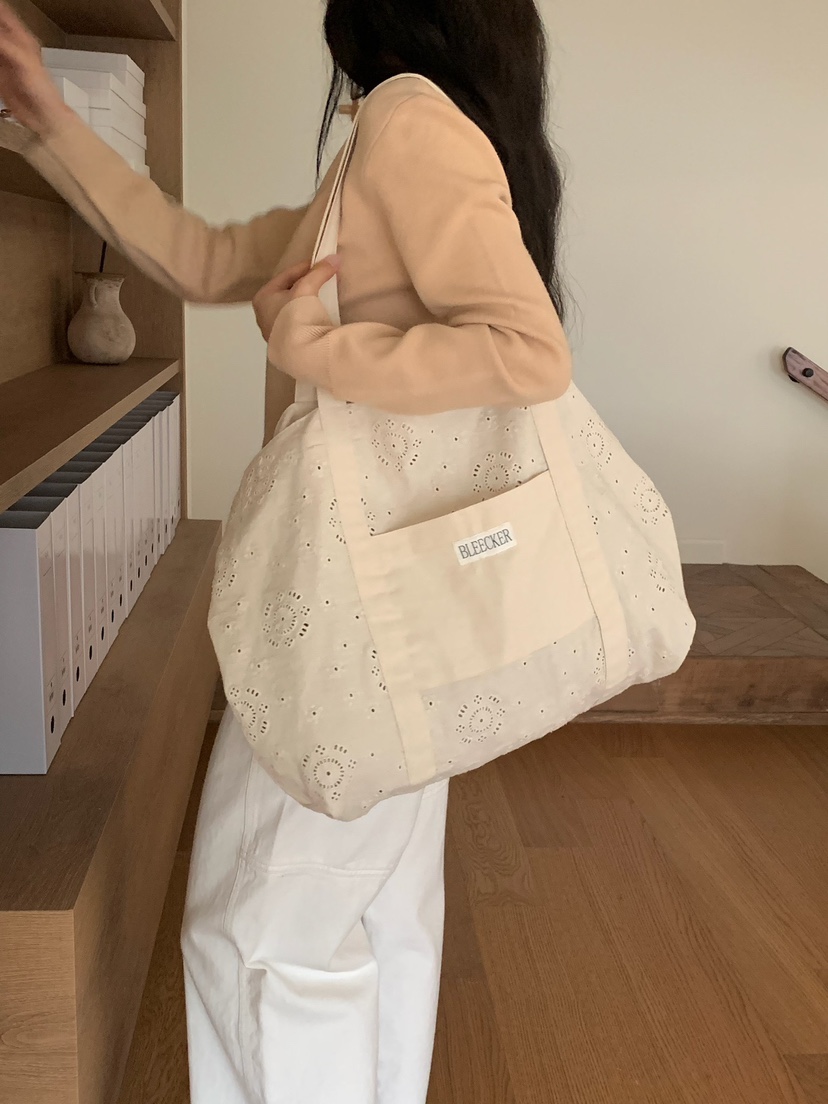 BLEECKER韓國直郵女裝新品時尚推薦人氣熱賣26春夏單肩斜跨包BLEECKER單肩/斜跨包