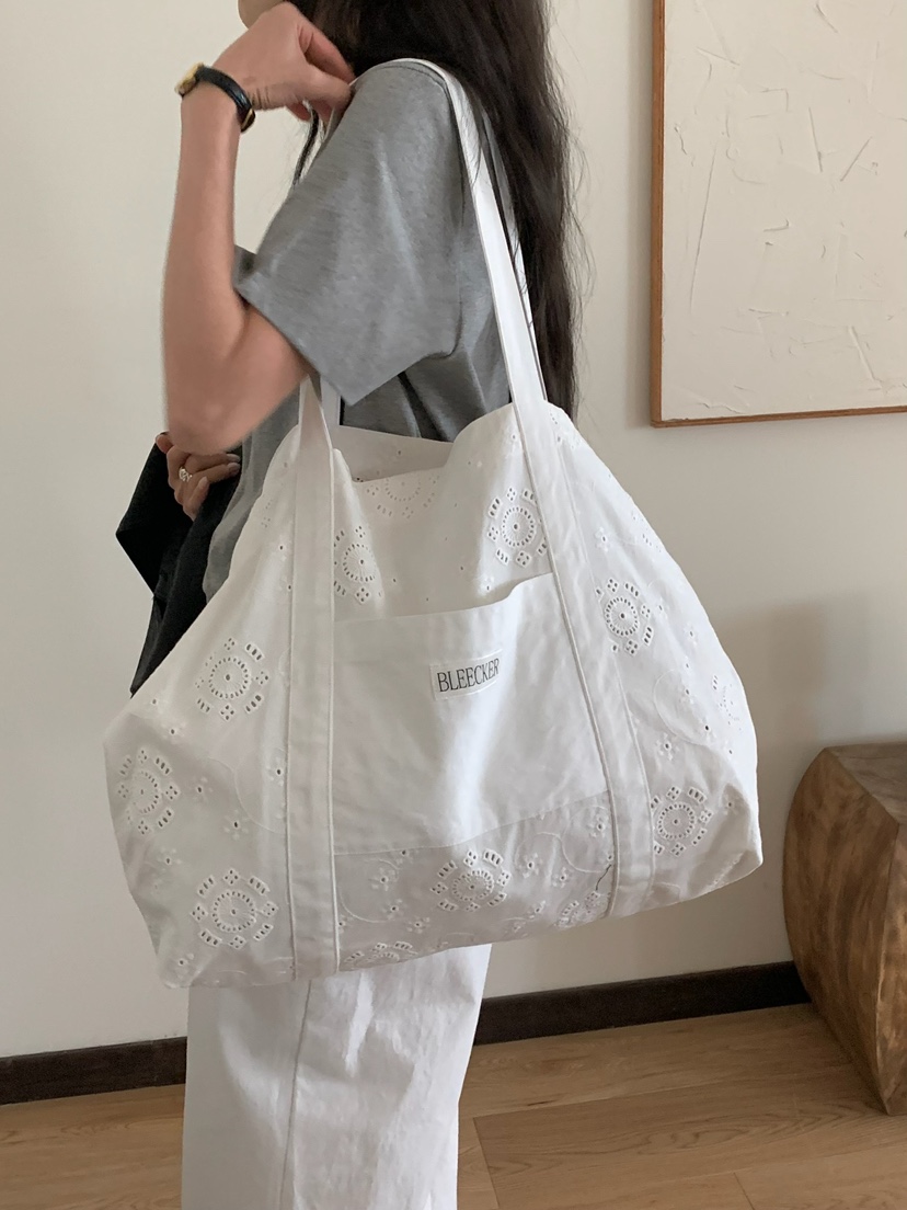 BLEECKER韓國直郵女裝新品時尚推薦人氣熱賣26春夏單肩斜跨包BLEECKER單肩/斜跨包