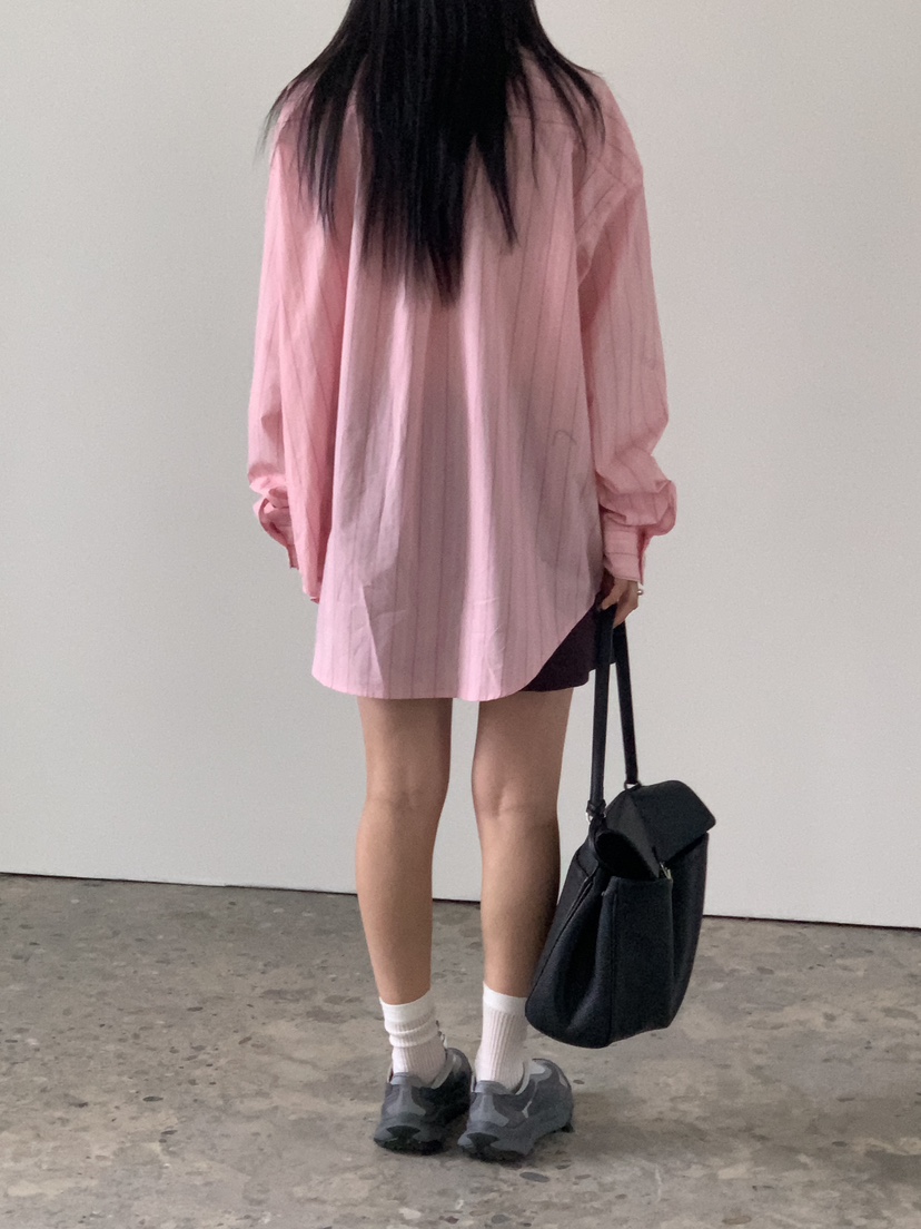 VAARA韓國代購女裝新款26春夏人氣熱賣時尚職業襯衫蕾絲衫VAARA襯衫/蕾絲衫