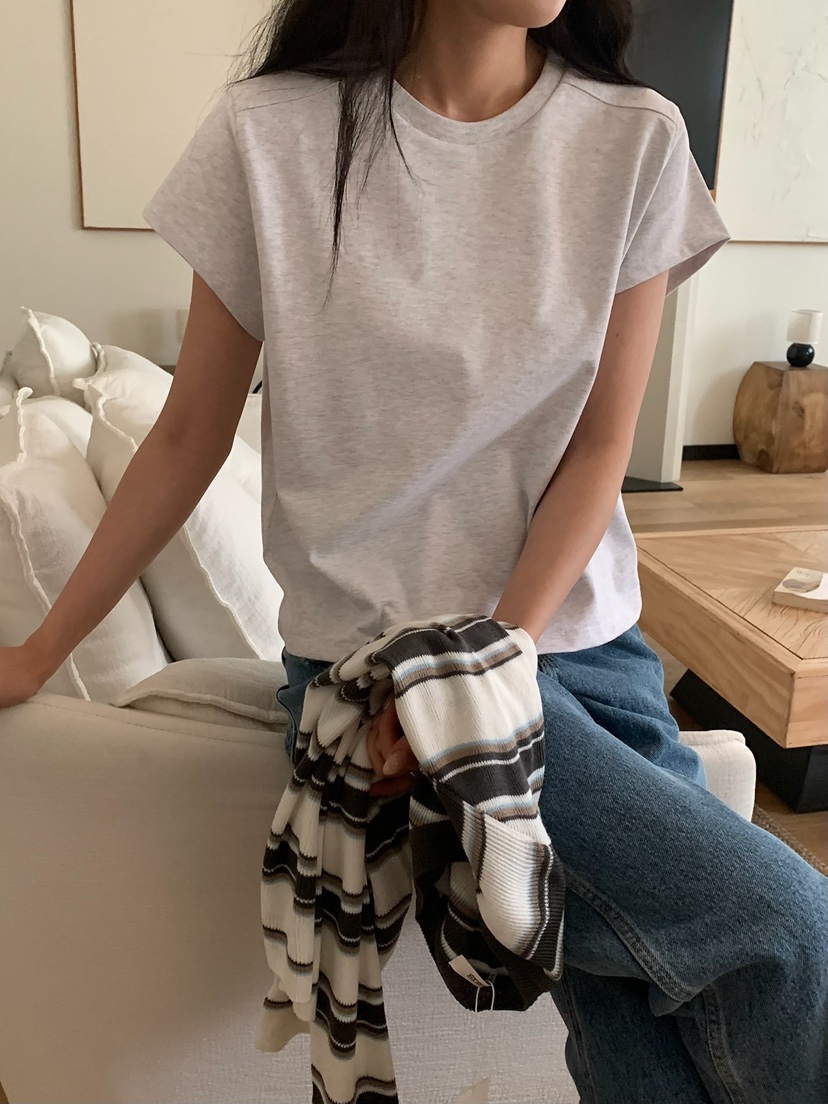 BLEECKER東大門直郵女裝新品熱賣人氣26春夏職業推薦真品T恤BLEECKERT恤