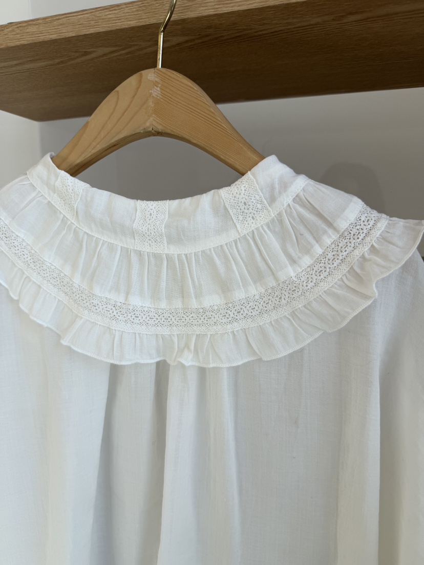 LAUNDRY東大門實拍女裝新款休閑熱賣襯衫蕾絲衫蕾絲亞麻紐扣LAUNDRY襯衫/蕾絲衫