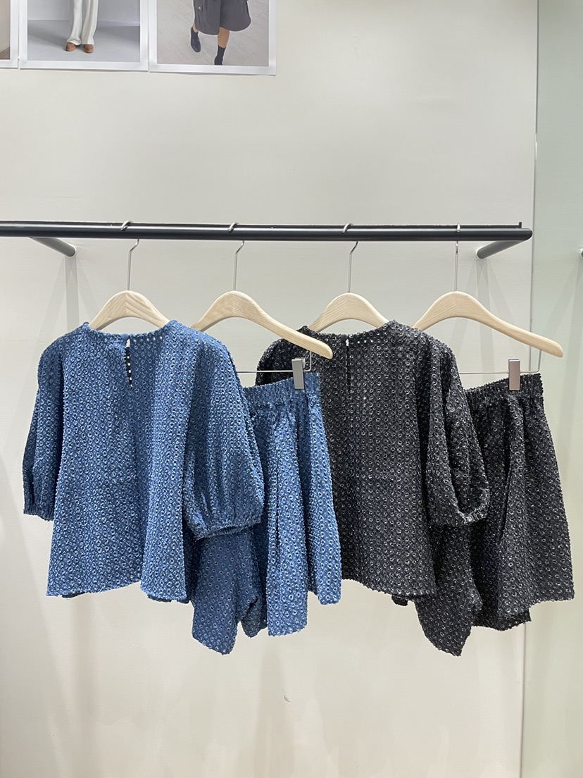 NEOUL東大門實拍女裝新品職業熱賣真品推薦時尚休閑人氣套裝NEOUL/ahin雙領標簽套裝