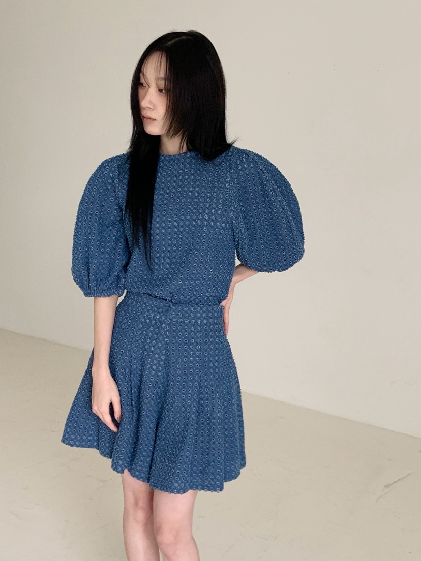 NEOUL東大門實拍女裝新品職業熱賣真品推薦時尚休閑人氣套裝NEOUL/ahin雙領標簽套裝