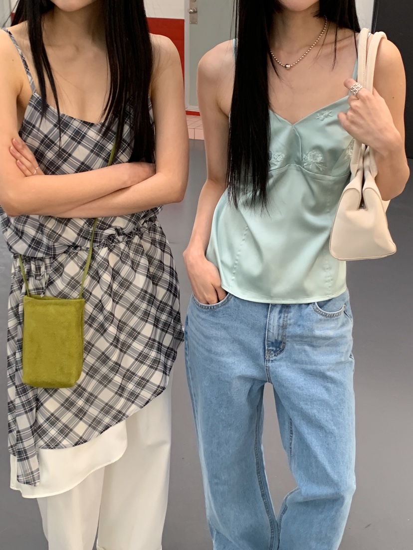 MURMUR韓國代購女士新款時尚26春夏職業吊帶背心刺繡緞面MURMUR吊帶/背心