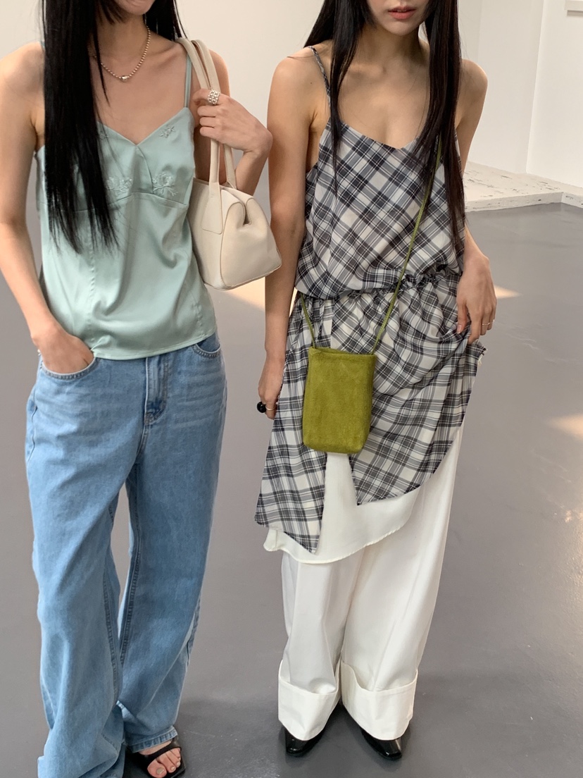 MURMUR韓國代購女士新款時尚26春夏職業吊帶背心刺繡緞面MURMUR吊帶/背心