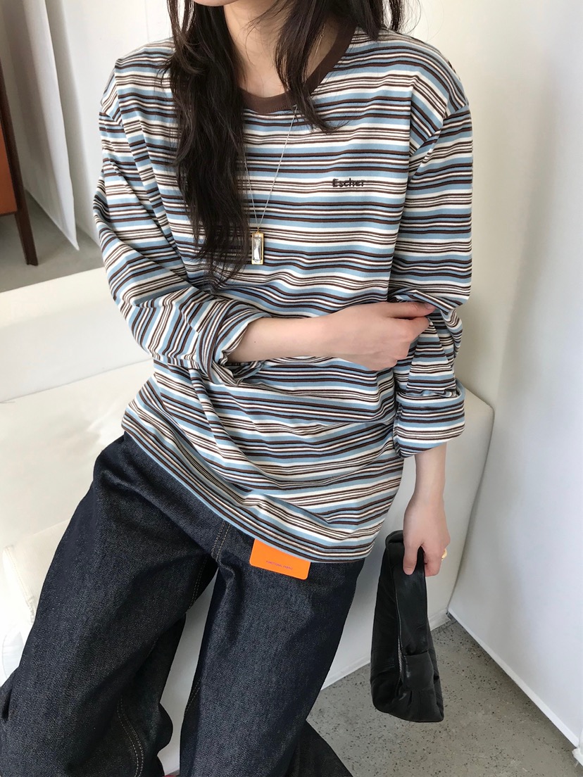 ESCHER韓國直郵女士新品休閑26春夏時尚真品人氣長袖T恤刺繡ESCHER長袖T恤