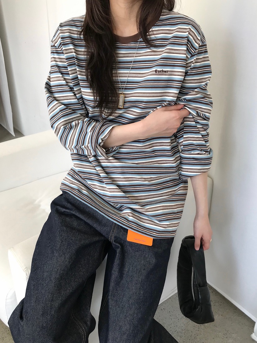 ESCHER韓國直郵女士新品休閑26春夏時尚真品人氣長袖T恤刺繡ESCHER長袖T恤