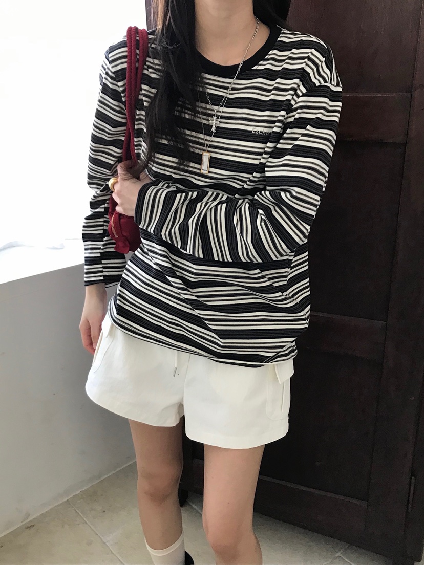 ESCHER韓國直郵女士新品休閑26春夏時尚真品人氣長袖T恤刺繡ESCHER長袖T恤