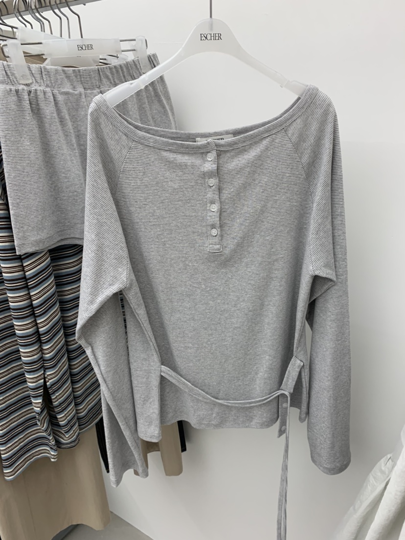 ESCHER東大門實拍女士新品熱賣休閑真品26春夏職業長袖T恤ESCHER長袖T恤圖色1