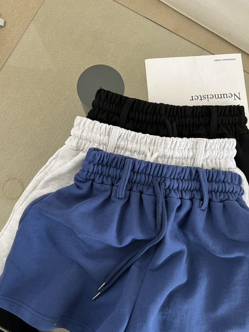 ANGLOG BEIGE東大門實拍女裝新款熱賣人氣時尚短褲不含腰帶ANGLOG BEIGE短褲