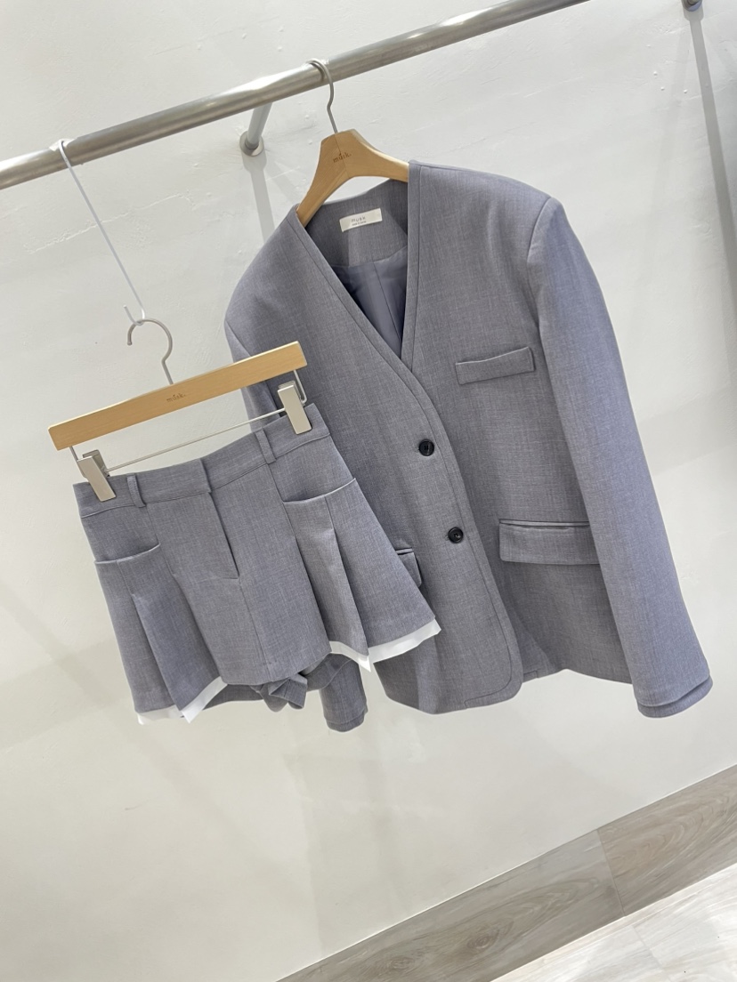 MUSK韓國直郵女裝新品熱賣真品時尚人氣推薦26春夏職業夾克MUSK夾克