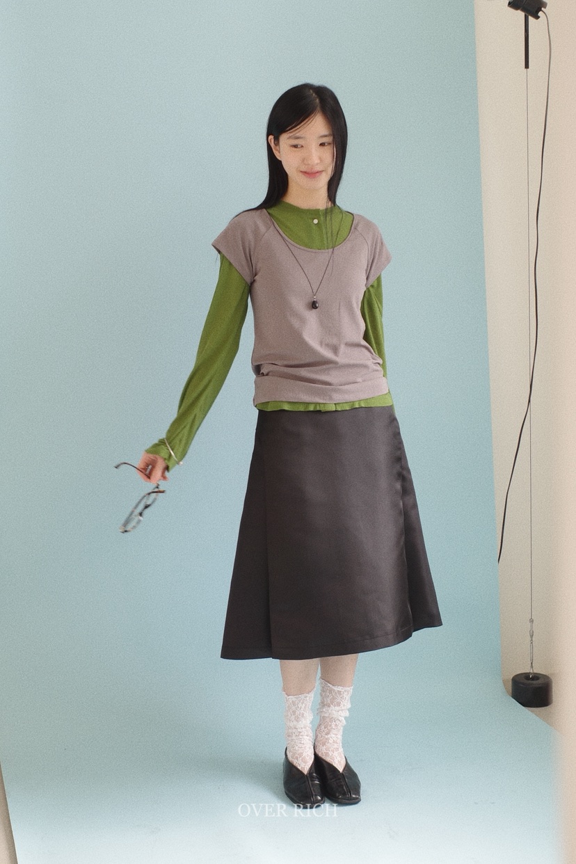 OVER RICH東大門代購女士新款人氣26春夏職業時尚推薦T恤OVER RICHT恤