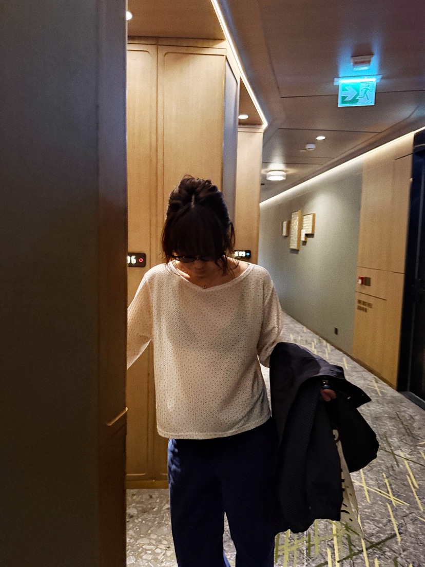 OLI SEOUL韓國直郵女裝新品26春夏真品休閑熱賣人氣長袖T恤OLI SEOUL長袖T恤