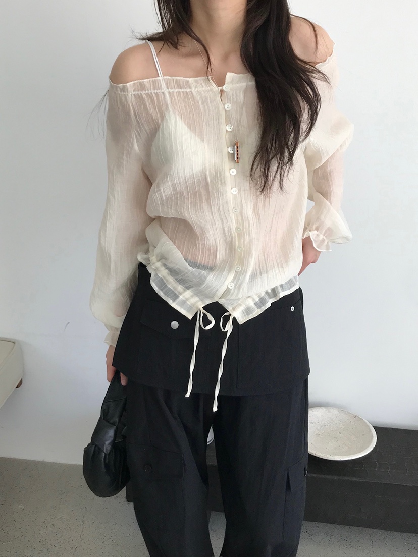 ESCHER東大門實拍女裝新款熱賣休閑真品人氣職業襯衫蕾絲衫ESCHER襯衫/蕾絲衫