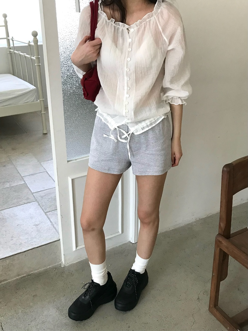 ESCHER東大門實拍女裝新款熱賣休閑真品人氣職業襯衫蕾絲衫ESCHER襯衫/蕾絲衫