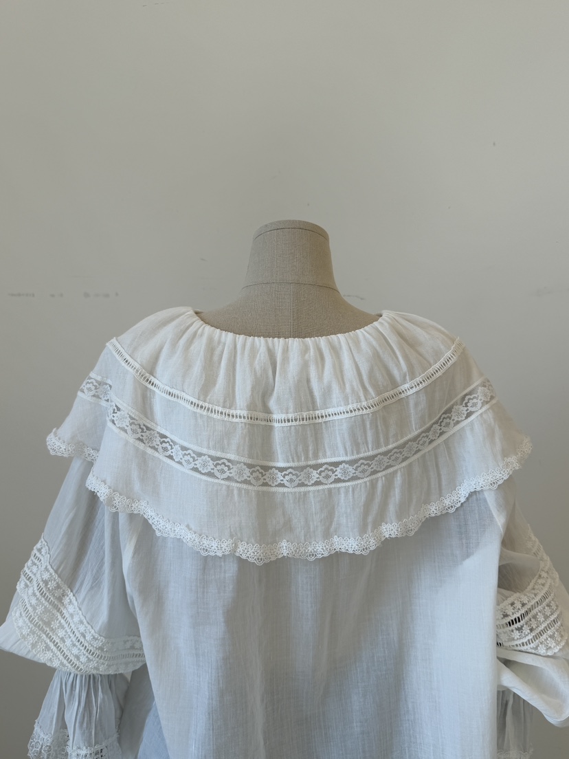 LAUNDRY韓國直郵女士新款熱賣26春夏職業推薦襯衫蕾絲衫蕾絲LAUNDRY襯衫/蕾絲衫