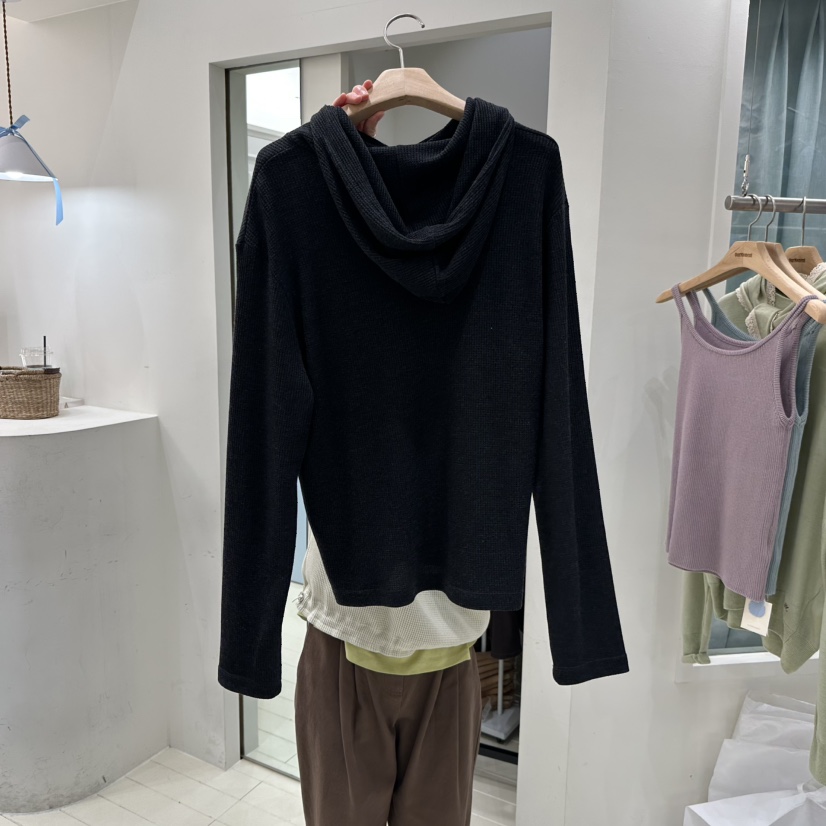 OURMOMENT東大門直郵女裝新款時尚真品休閑26春夏長袖T恤OURMOMENT長袖T恤