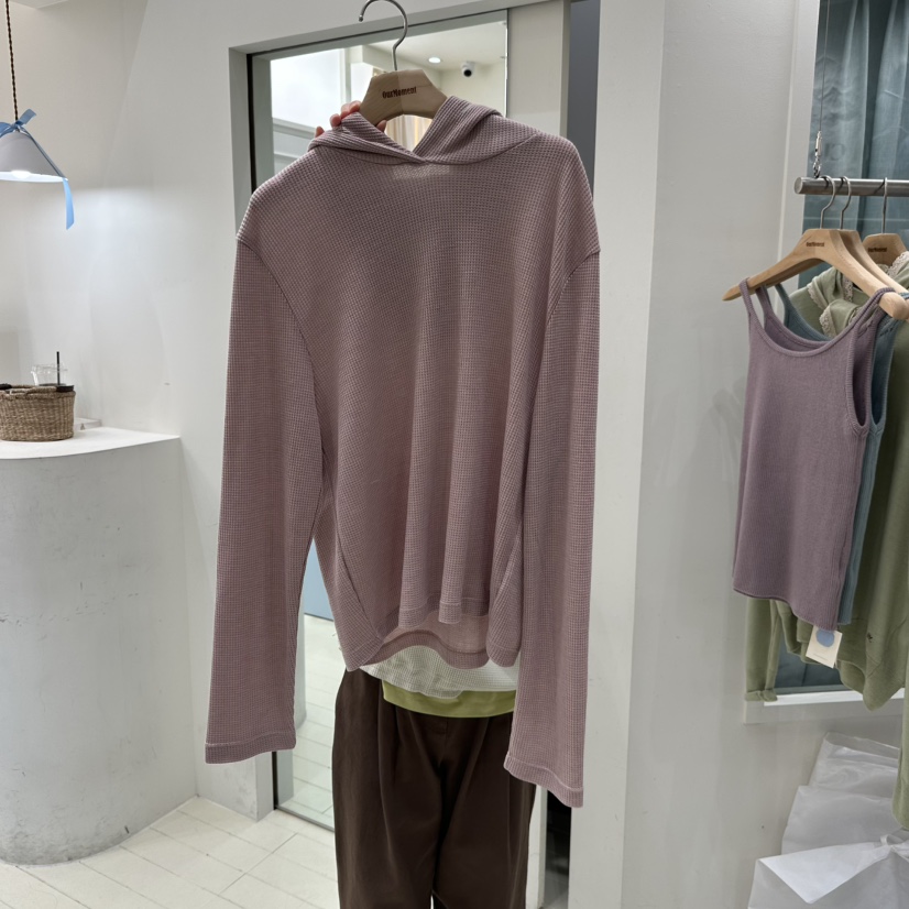 OURMOMENT東大門直郵女裝新款時尚真品休閑26春夏長袖T恤OURMOMENT長袖T恤圖色1