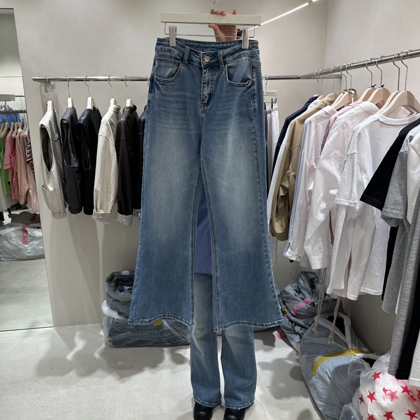 Color B東大門直郵女士新品26春夏真品推薦時尚牛仔褲喇叭Color B牛仔褲圖色1