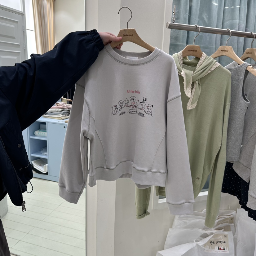 OURMOMENT東大門實拍女裝新款時尚熱賣26春夏推薦真品衛衣OURMOMENT衛衣圖色1