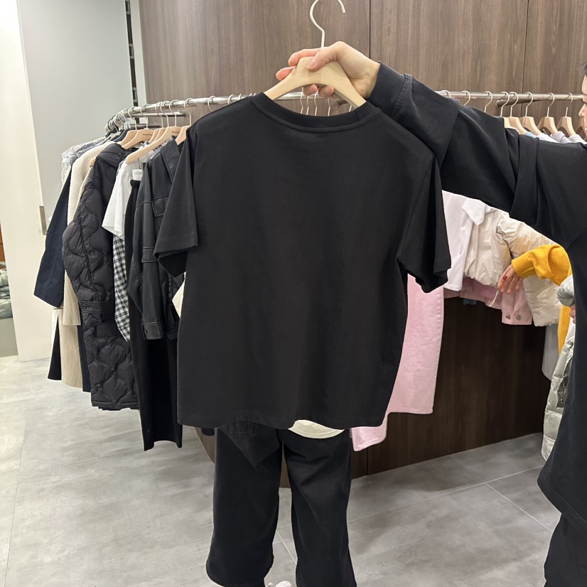 URBANSTORY/REMAKING東大門直郵女裝新款人氣真品熱賣T恤Remaking/URBANSTORYT恤