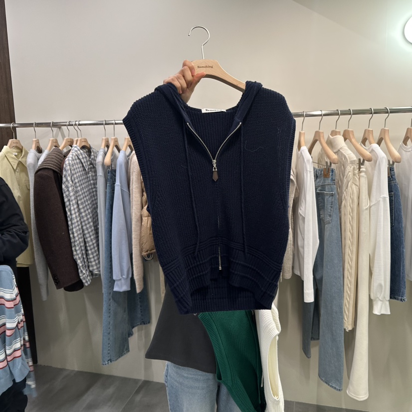 URBANSTORY/REMAKING東大門代購女裝新品熱賣馬甲拉鏈連帽Remaking/URBANSTORY馬甲圖色3